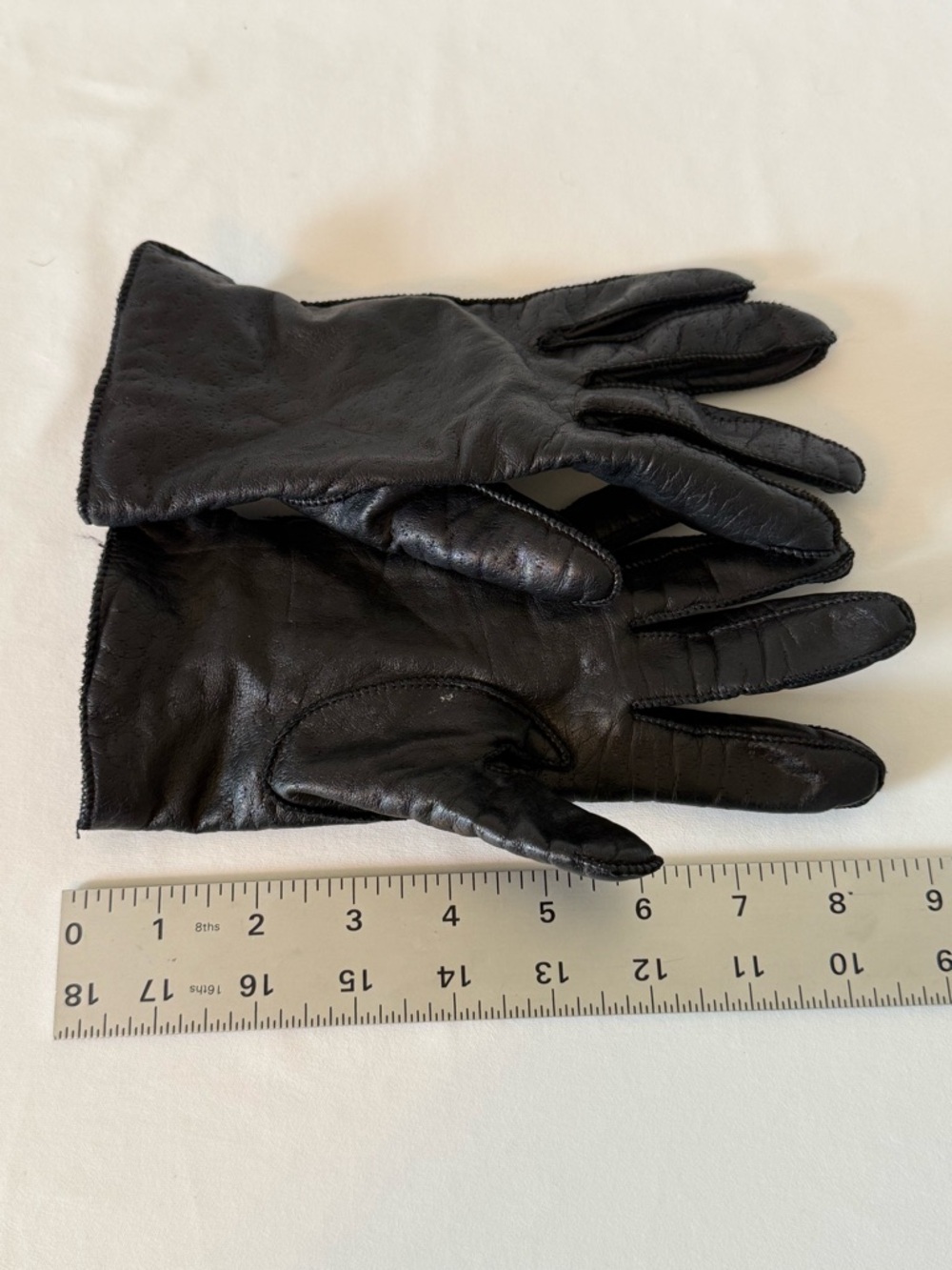 Black Leather Women’s Gloves